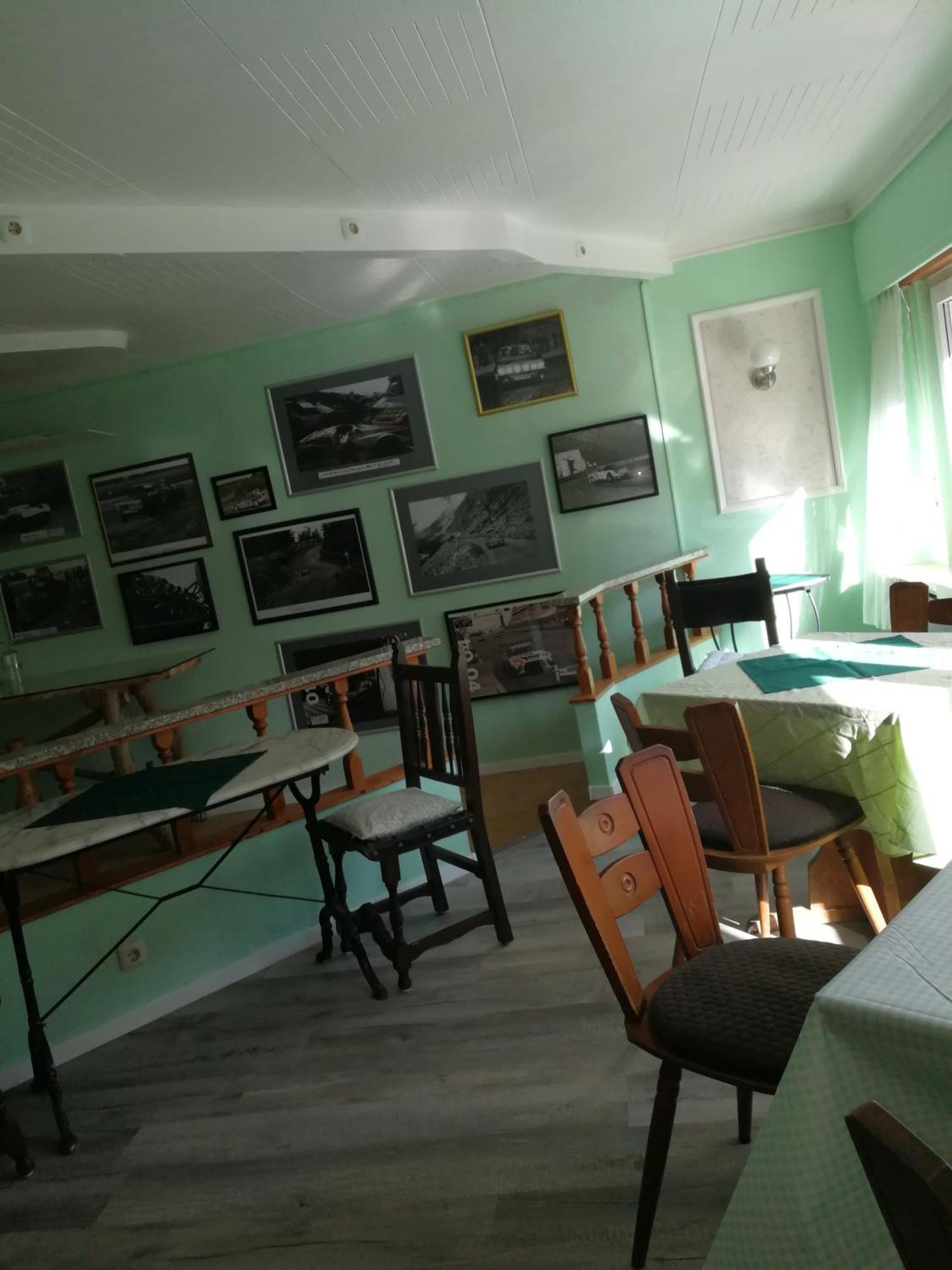 Gaestehaus Fuchsroehre Welcherath 외부 사진